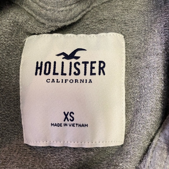 Holister cropped size XS grey hoodie {110} - Picture 3 of 8